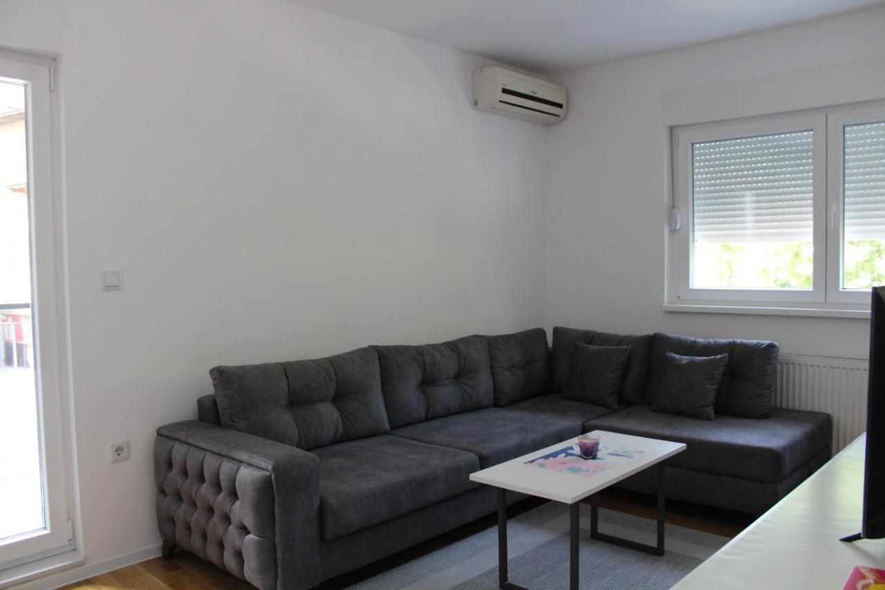 Vip Apartment Visoko Eksteriør billede